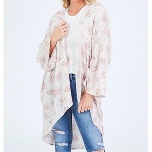 Altar’d state kimono topper, oversize longline light floral, size L